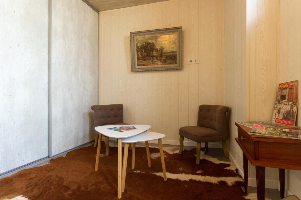 La Maisonnette Etape De Saint-Come D'Olt Villa Luaran gambar