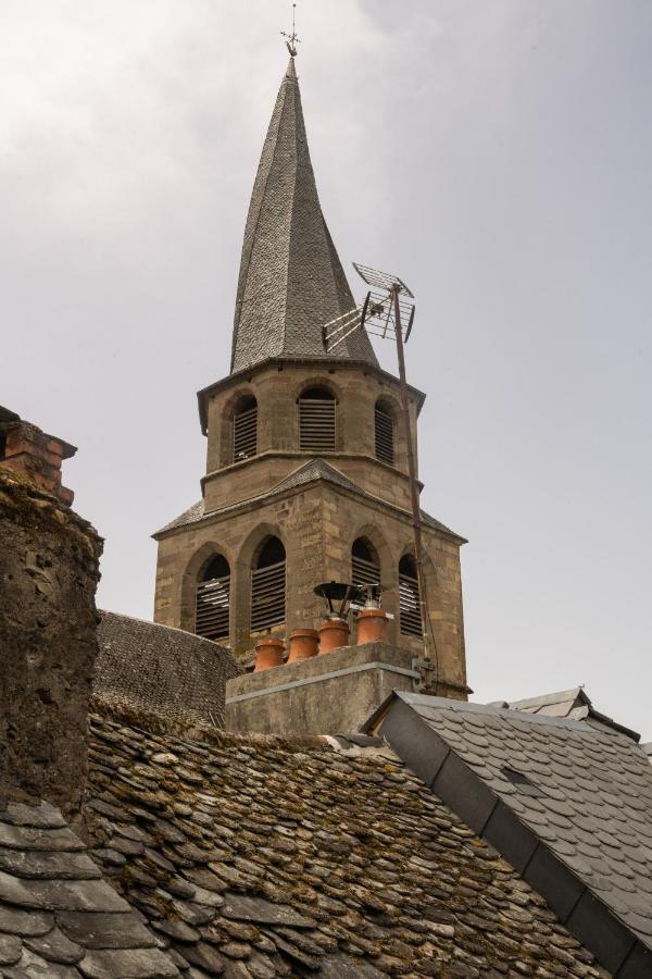 La Maisonnette Etape De Saint-Come D'Olt Villa Luaran gambar